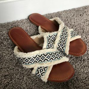 🌼Universal Thread Flats Slides Boho Aztec Fabric